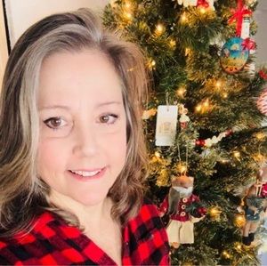 Meet your Posher, Teresa